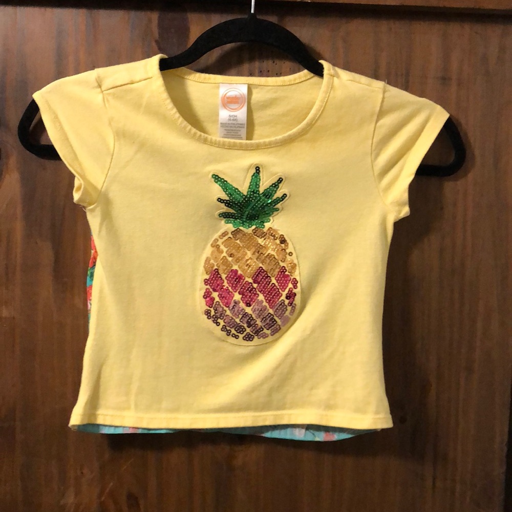 Tee shirt